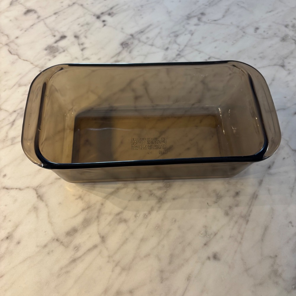 Vintage Pyrex Fireside Smoke Brown Glass Loaf Pan 213 1.5 Qt Baking Dish USA